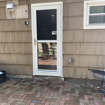 Toria Construction - Storm Door Larson Full View - Windows Installation Near Me - Clifton, New Jersey Toria Construction - Storm Door Larson Full View - Windows Installation Near Me - Clifton, New Jersey