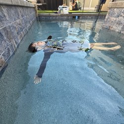 Lifesaver Aquatics - Floating