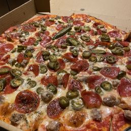 XL pepperoni, sausage, & jalapeño