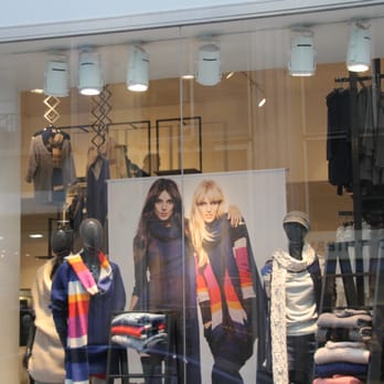 H&M - Women's Clothing Near Me - Marseille, 13