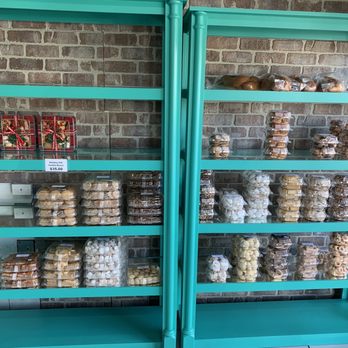 Toluca Bakery - Prepackaged treats - Bakeries Near Me - Los Angeles, California Toluca Bakery - Prepackaged treats - Bakeries Near Me - Los Angeles, California