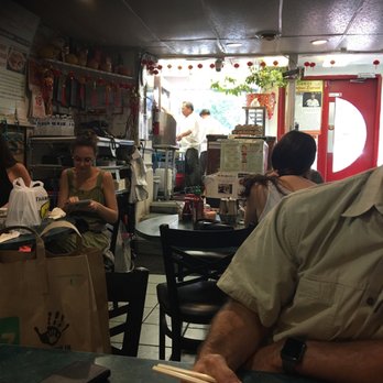 Chinatown Express - BBQ stand inside Restaurant - Cantonese Near Me - Washington, DC, District of Columbia