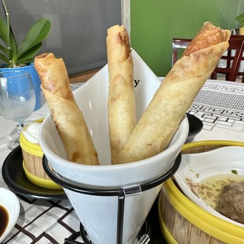 Bistro 1968 - Crab meat egg roll - Dim Sum Near Me - San Gabriel, California Bistro 1968 - Crab meat egg roll - Dim Sum Near Me - San Gabriel, California