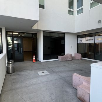 Storage Etc Koreatown - Leasing Office - Self Storage Near Me - Los Angeles, California
