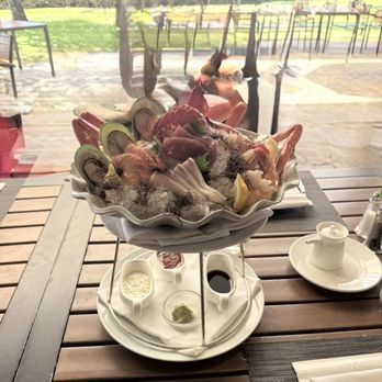 Plumeria Beach House - Seafood tower - Breakfast & Brunch Near Me - Honolulu, Hawaii Plumeria Beach House - Seafood tower - Breakfast & Brunch Near Me - Honolulu, Hawaii
