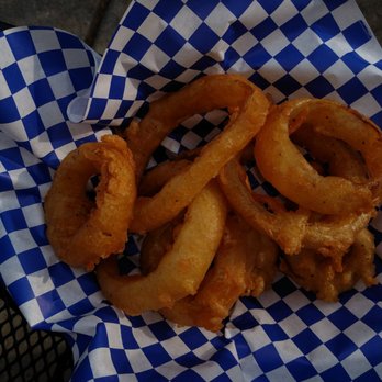 Bird's Nest - Chicken Wings Near Me - Chicago, Illinois