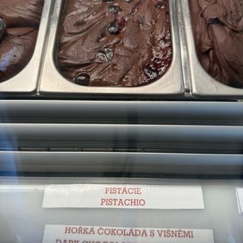 Creme de la Creme - Ice Cream & Frozen Yogurt Near Me - Prague, Puerto Rico