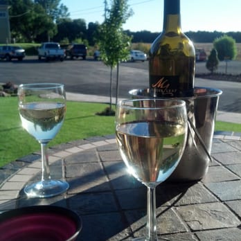 Miner's Leap Winery - Ladies night - Wineries Near Me - Clarksburg, California