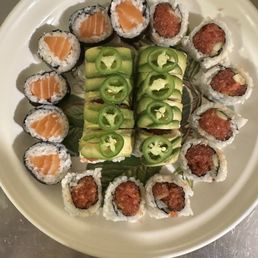 Spicy Tuna Roll Salmon Roll (6pcs) 911 Roll