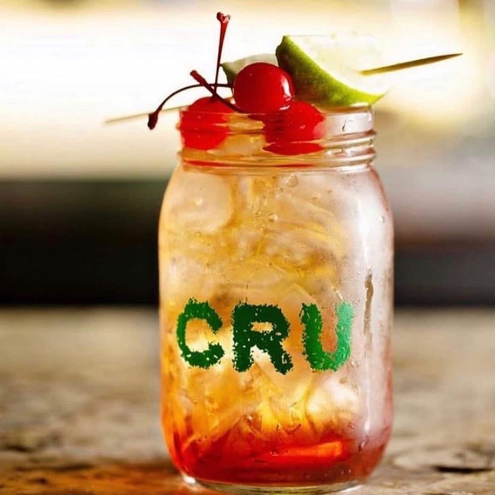 CRU LOUNGE NORTH HOUSTON Updated November 2024 85 Photos 17350