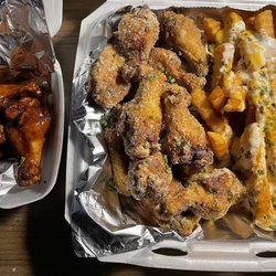 Wing Castle - Que Passion & Garlic Parmesan