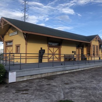Tomball Railroad Depot Plaza - Museums Near Me - Tomball, Texas