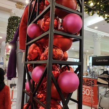 Macy's - Department Stores Near Me - Chicago, Illinois
