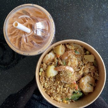 More Thai Kitchen - Thai Iced Tea & Chicken & Shrimp Fried Rice (Khao Pad) - Thai Near Me - Mississauga, Ontario