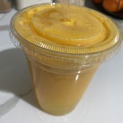 La Cascada Panaderia y Botanas - Fresh squeezed Orange juice