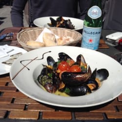 Cose Cosi - Moules sauce beurre et ail, miam