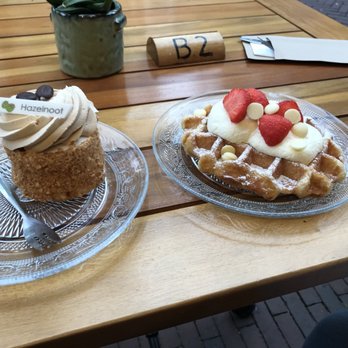 Bakker Suikerbuik - Bakeries Near Me - Delft, ZH