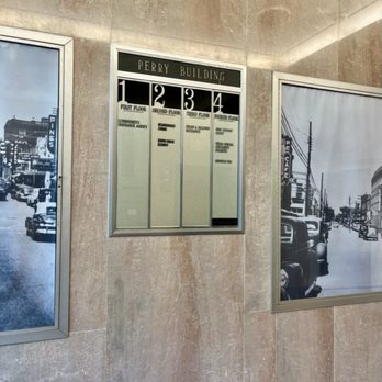 Napoli's - Elevator - Italian Near Me - Lufkin, Texas