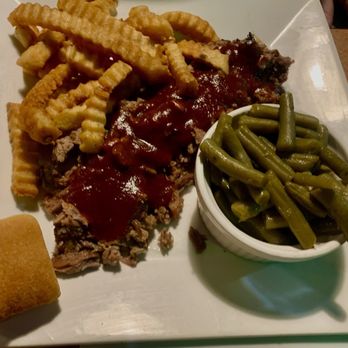 Arnolds BAR-B-QUE & Grill - Brisket platter with fabulous green beans. - Barbeque Near Me - Memphis, Tennessee