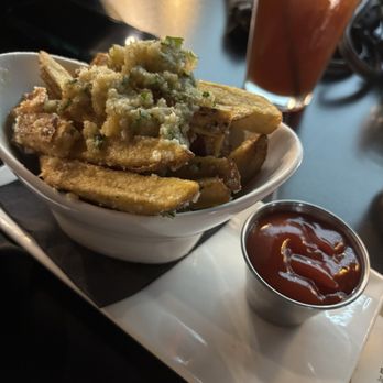 The Hangry Bison - Truffle fries - New American Near Me - Lake Mary, Florida
