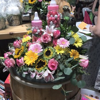 Cook's Florist & Flower Delivery - Florists Near Me - Runnemede, New Jersey