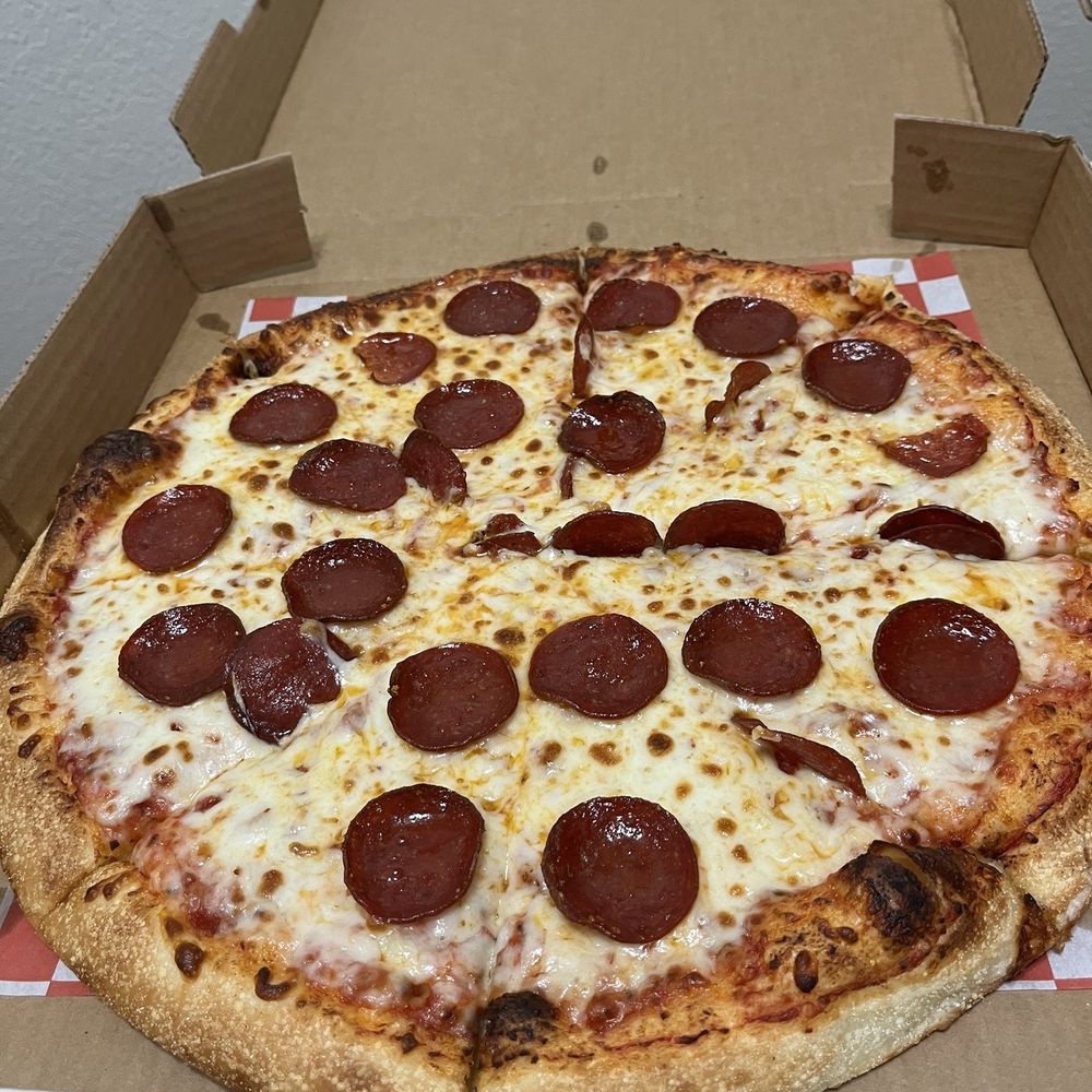 Large pepperoni pizza!