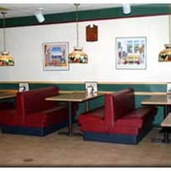 Alfonso's Pizza - Inside Dining