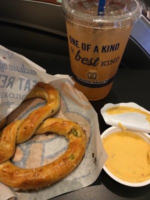 Auntie Anne's by null