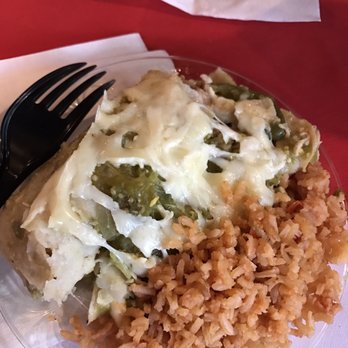 San Antonio FoodK - The Republic of Texas Restaurant-- Enchiladas Verdes y Arroz - Local Flavor Near Me San Antonio FoodK - The Republic of Texas Restaurant-- Enchiladas Verdes y Arroz - Local Flavor Near Me