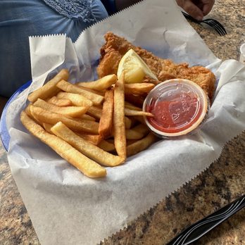 West Shore Seafood - Fish 'n chips - Seafood Near Me - Morris, Connecticut West Shore Seafood - Fish 'n chips - Seafood Near Me - Morris, Connecticut