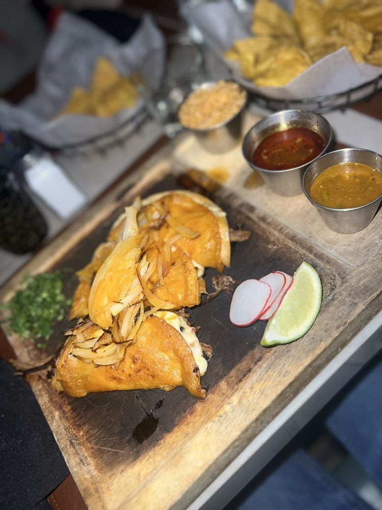 Verde Flavors of Mexico Ironworks