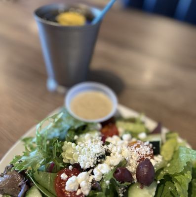 Ginger Cafe&Grill by null