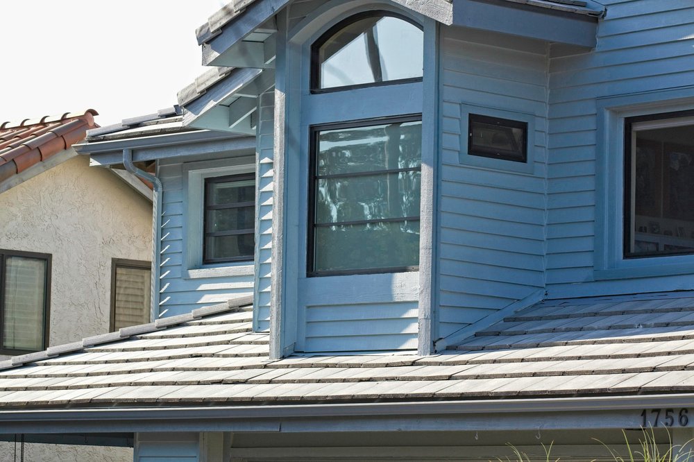 Slide of Bob Piva Roofing