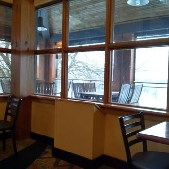 Ironstone Grill - Inside the restaurant - Canadian (New) Near Me - Kanata, Ontario