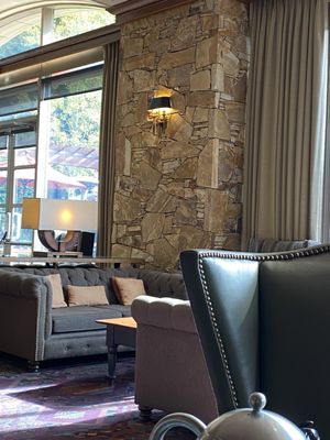 Mallard Lounge by null