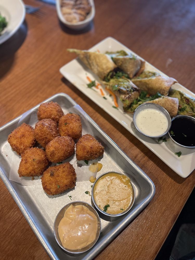 Bj's Restaurant & Brewhouse Sterling Heights BJ’S RESTAURANT & BREWHOUSE - Updated June 2025 - 489 Photos & 435