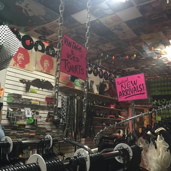 Meowmeowz! - Used, Vintage & Consignment Near Me - Pasadena, California Meowmeowz! - Used, Vintage & Consignment Near Me - Pasadena, California