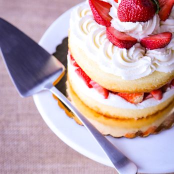 Carlo's Bakery - Strawberry shortcake! - Bakeries Near Me - Hoboken, New Jersey Carlo's Bakery - Strawberry shortcake! - Bakeries Near Me - Hoboken, New Jersey