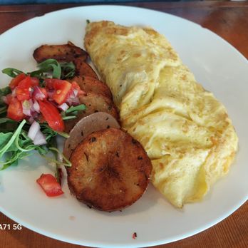 Humble Bee - Black forest ham and cheese omelet. - Breakfast & Brunch Near Me - Northridge, California