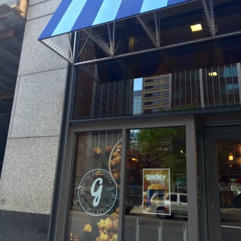 Garrett Popcorn Shops - Popcorn Shops Near Me - Chicago, Illinois