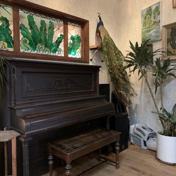 Fern Bar - Bars Near Me - Sebastopol, California