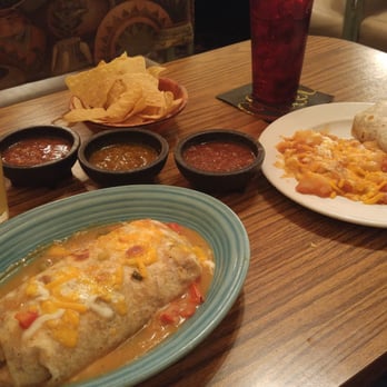Oscars Mexican Restaurant - All 3 salsa options, 2 perfect food portions, and delicious Cadillac margarita! Cant wait to go back! - Mexican Near Me - Redlands, California Oscars Mexican Restaurant - All 3 salsa options, 2 perfect food portions, and delicious Cadillac margarita! Cant wait to go back! - Mexican Near Me - Redlands, California