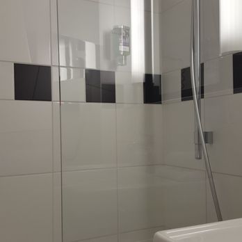 Hôtel Mercure Nice Marché aux Fleurs - Bath - Hotels Near Me - Nice, 06