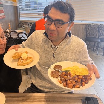 Early Riser Cafe - New American Near Me - Katy, Texas