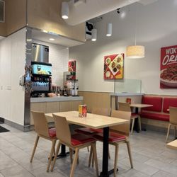 Pei Wei Asian Kitchen