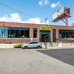Furniture Factory Outlet