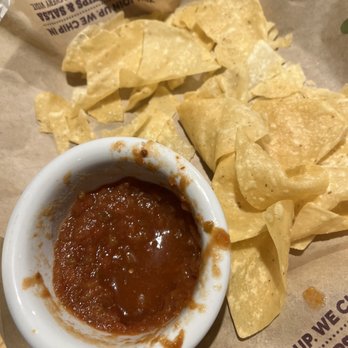 Chili's - Chips and salsa are always yummy - American Near Me - Flagstaff, Arizona Chili's - Chips and salsa are always yummy - American Near Me - Flagstaff, Arizona