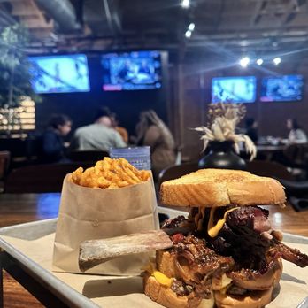 Craft by Smoke & Fire - Pasadena - MAC Rib sandwich and waffle fries 100000/10 - Barbeque Near Me - Pasadena, California Craft by Smoke & Fire - Pasadena - MAC Rib sandwich and waffle fries 100000/10 - Barbeque Near Me - Pasadena, California