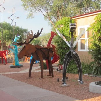 Canyon Road - Art Galleries Near Me - Santa Fe, New Mexico