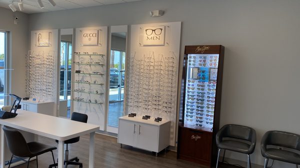 BETTER VISION FAMILY EYE CARE - Updated January 2025 - 17 Photos - 8457